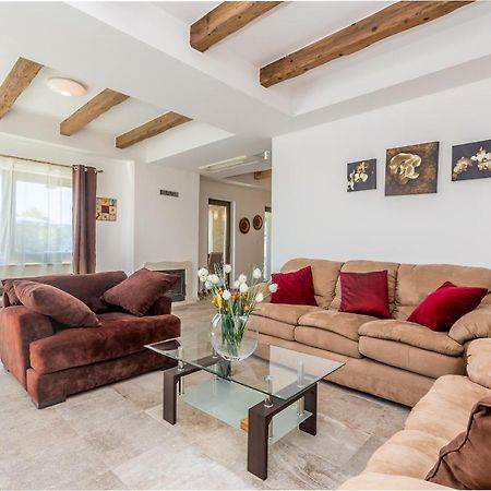 Villa Lurda Linardici Krk Εξωτερικό φωτογραφία