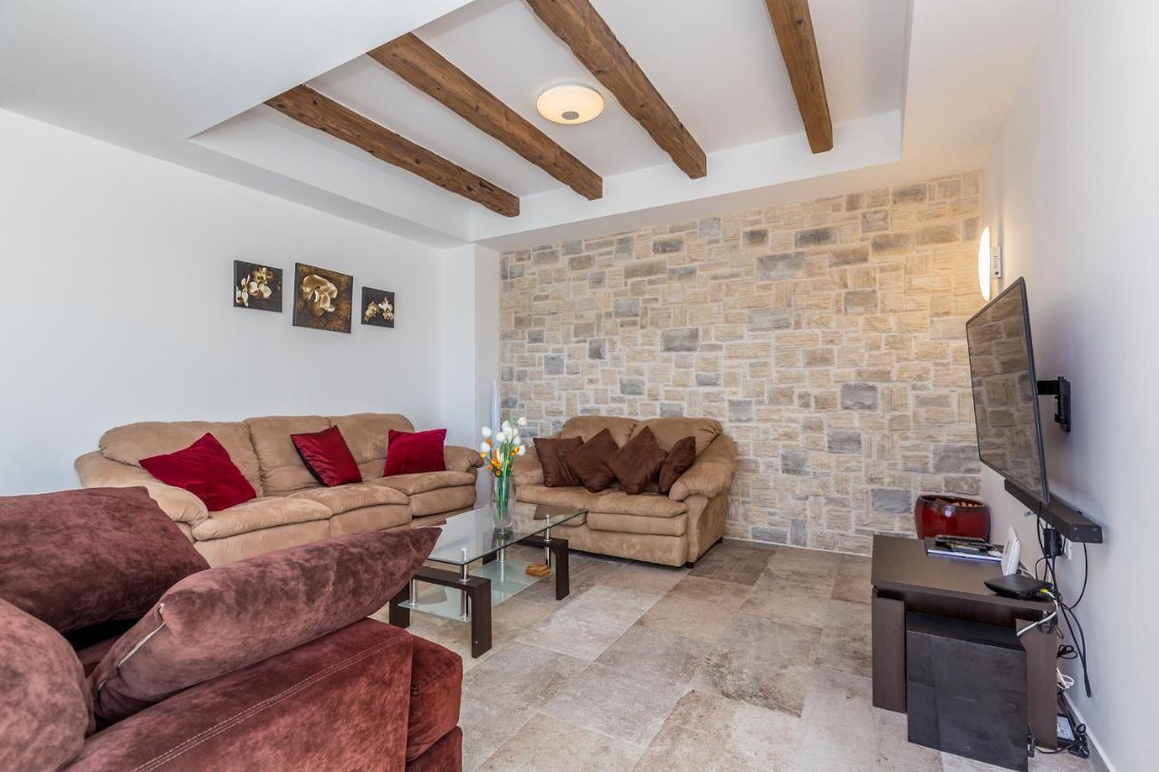 Villa Lurda Linardici Krk Εξωτερικό φωτογραφία