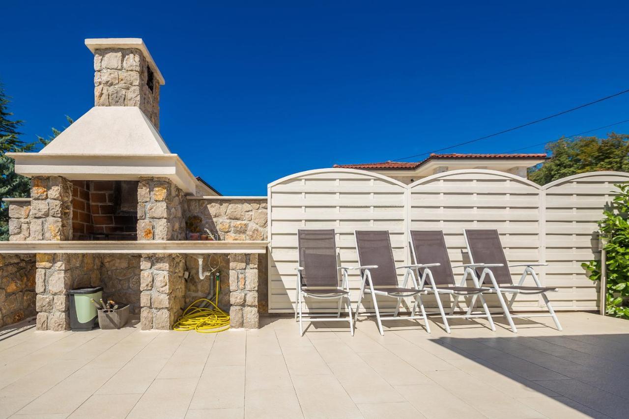 Villa Lurda Linardici Krk Εξωτερικό φωτογραφία